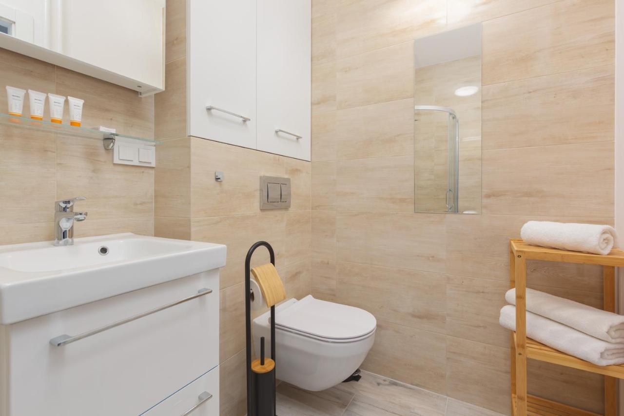 Apartments City Center Warsaw By Noclegi Renters Kültér fotó